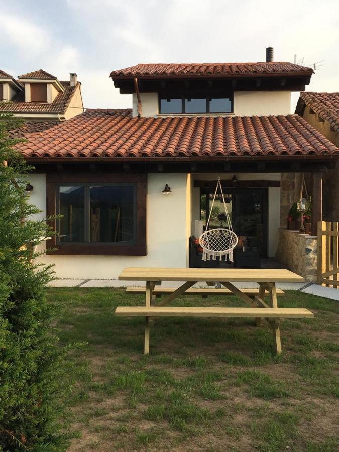 Casa Rural Los Abuelos Piloña エクステリア 写真